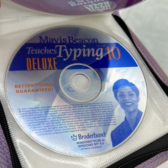 CD Zippered Vinyl Case with 12 Assorted-Game, Movie, Teaching Reference - Picture 13 of 14